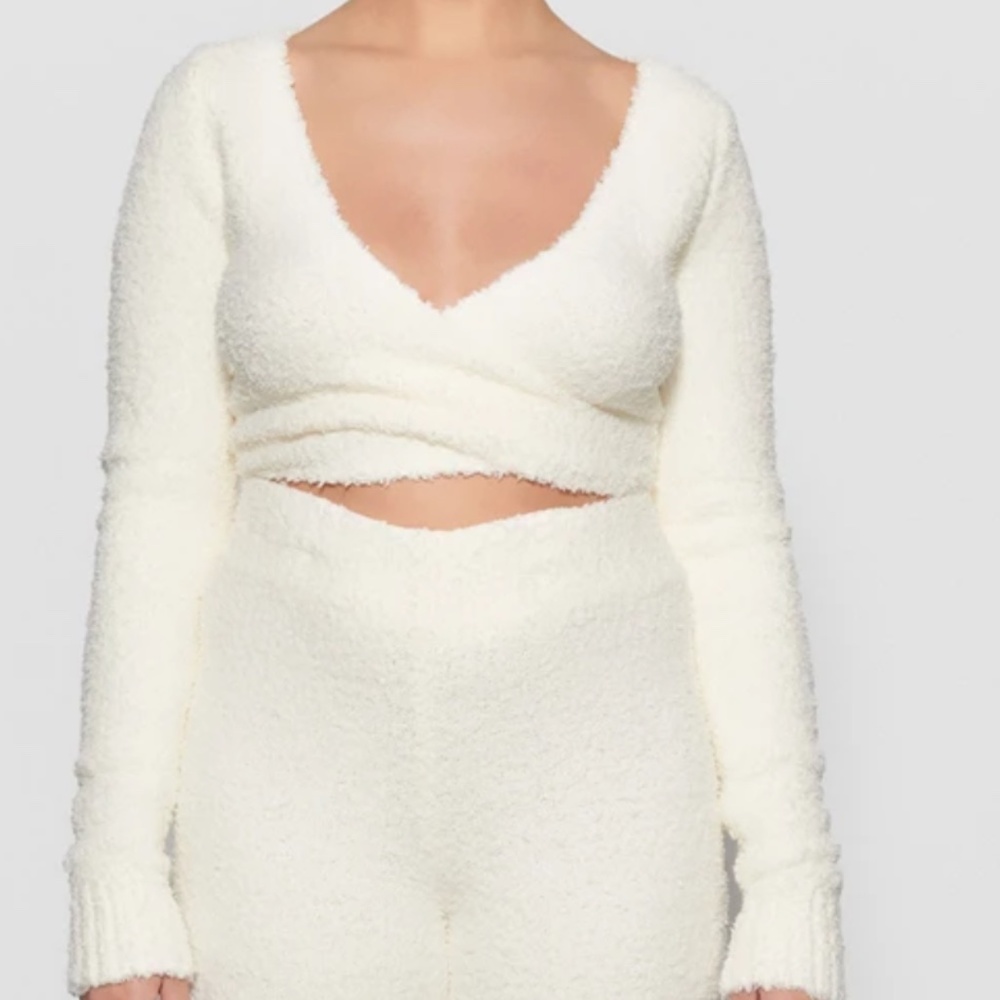 Cozy Knit Tie Cropped Sweater • SKIMS